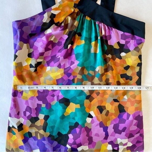 Trina Turk Women's 100% Silk Halter Sleeveless Pixelated Floral Dress - Size 4 - Picture 11 of 11